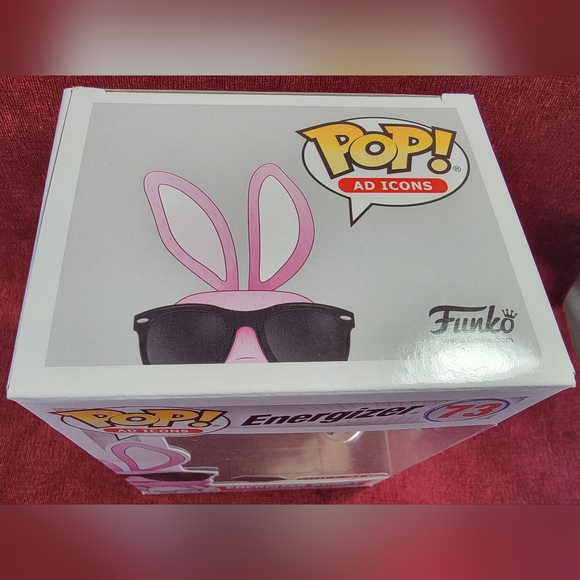 Energizer bunny target exclusive funko # 73 (nib) with pop protector - Picture 4 of 7